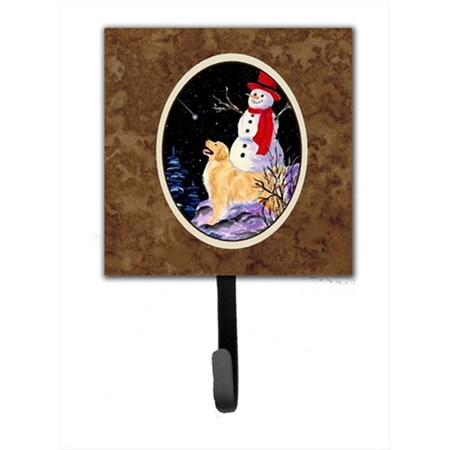 Jensendistributionservices 4.25 x 6 in. Golden Retriever with Snowman in red Hat Leash Or Key Hook MI2101762